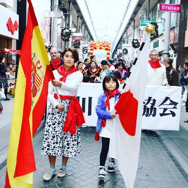 香川日西協会パレード